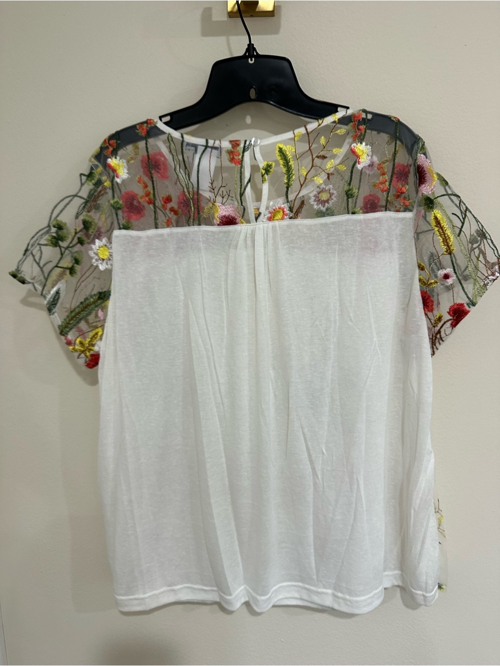 Tru Luxe White Floral Embroidered Mesh Overlay Top - Picture 5 of 5